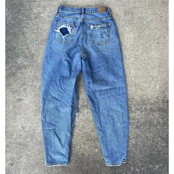 American Eagle AE Ripped Distressed Relaxed Mom Jean Daylight Destroy US 0 Reg - Picture 10 of 11